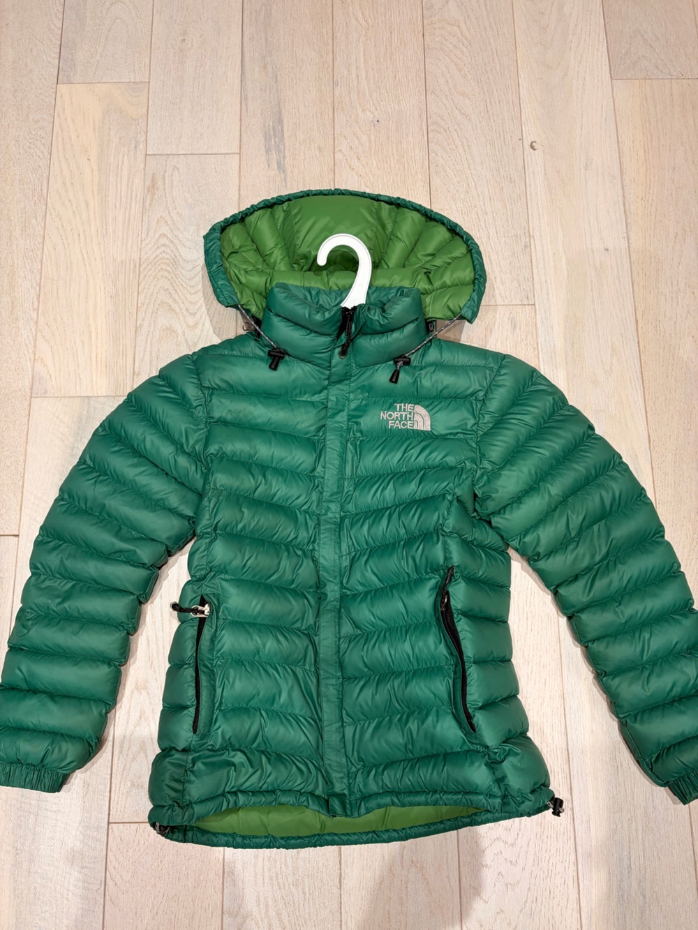 The North Face Green Summit Series PufferJacket Kids Kids size Medium